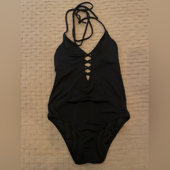 Victoria’s Secret swimsuit - Picture 3 of 3